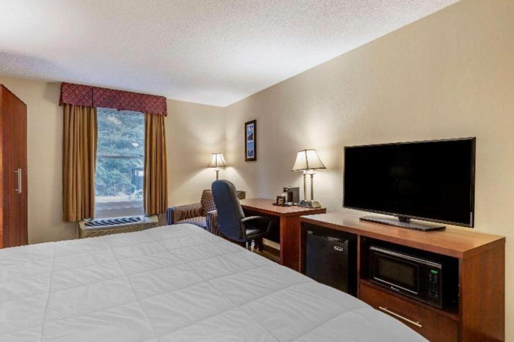 Comfort Inn Foxboro - Mansfield Foxborough Kültér fotó